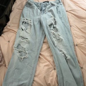 Ripped Women’s Hollister blue jeans